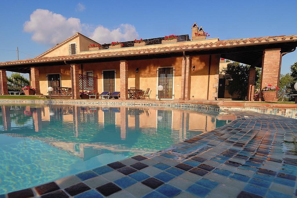 Agriturismo Poggio Delle Conche ปีติญาโน ภายนอก รูปภาพ
