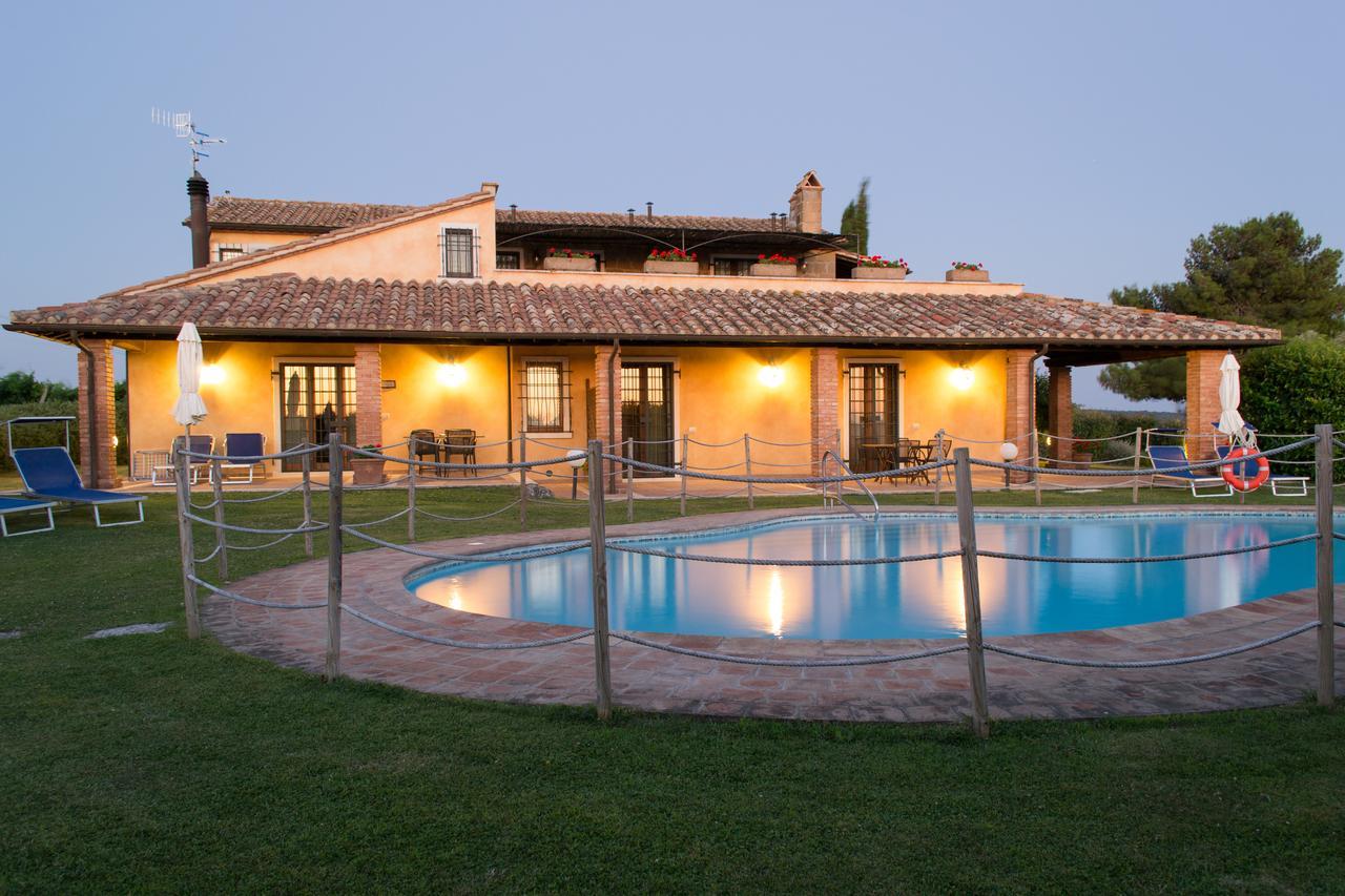 Agriturismo Poggio Delle Conche ปีติญาโน ภายนอก รูปภาพ